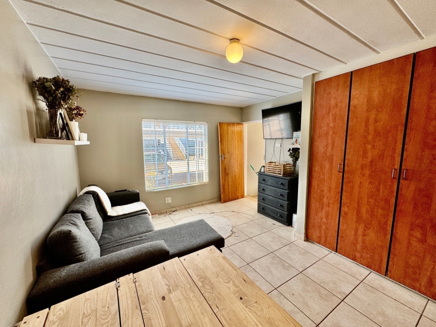 1 Bedroom Property for Sale in Die Bult North West
